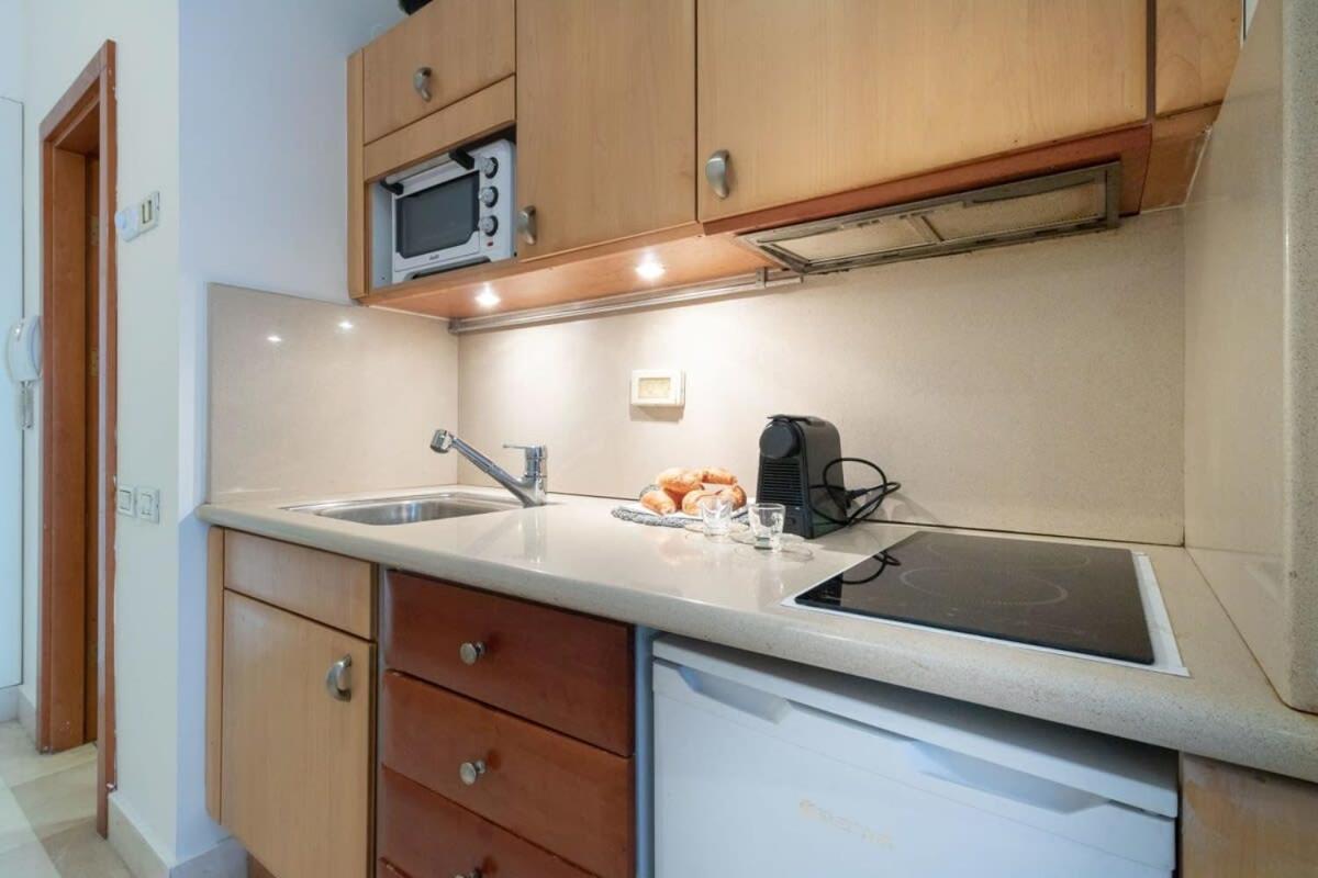 Вілла Cosy Studio In Mamilla, Free Parking Up To 5 Ppl Єрусалим Екстер'єр фото