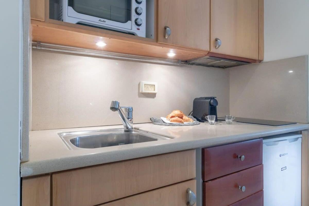 Вілла Cosy Studio In Mamilla, Free Parking Up To 5 Ppl Єрусалим Екстер'єр фото